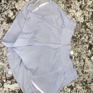 Lululemon hotty hot shorts size 4 periwinkle